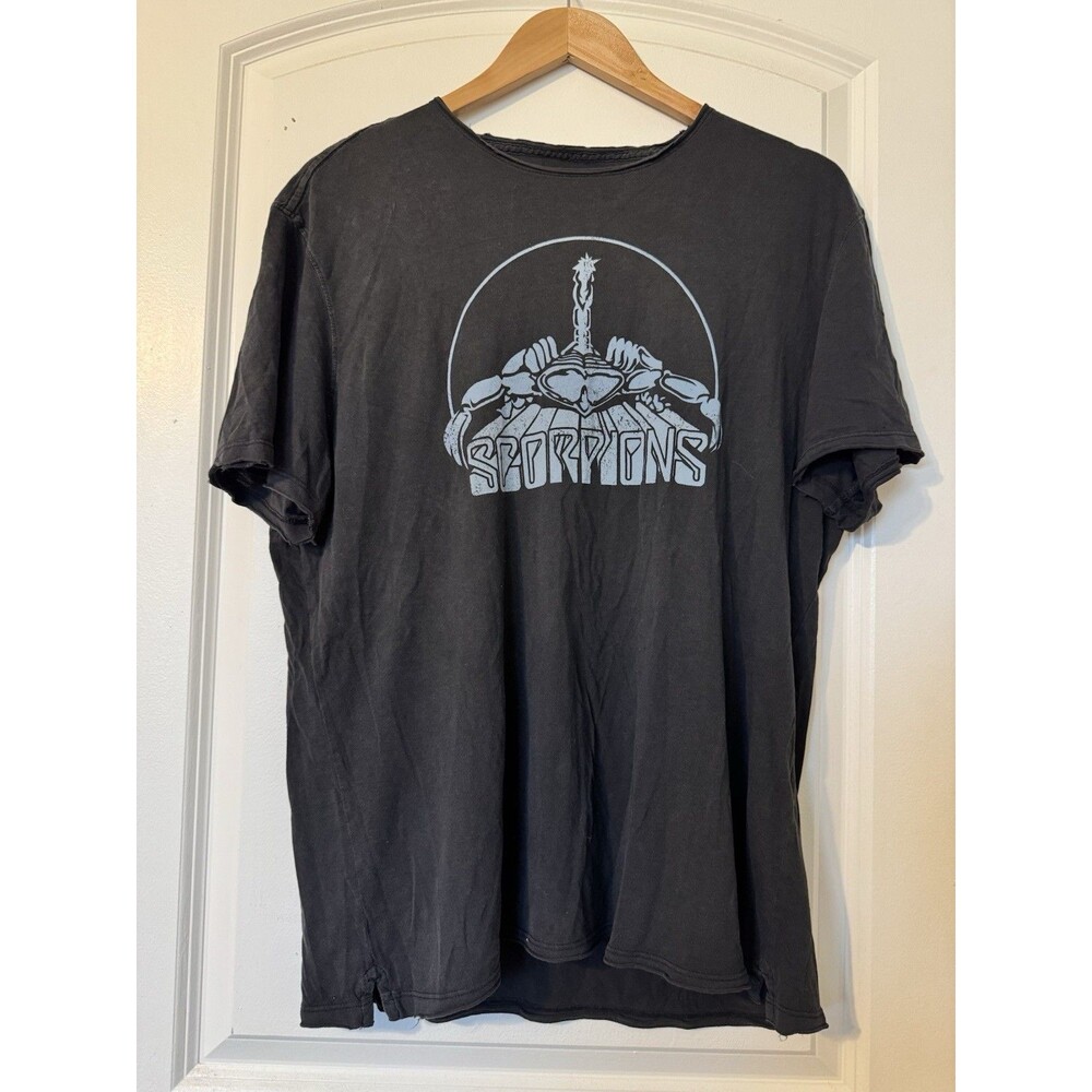 John Varvatos Star USA Legendary Rock Icons Scorpions 2018 T-Shirt Mens Size L